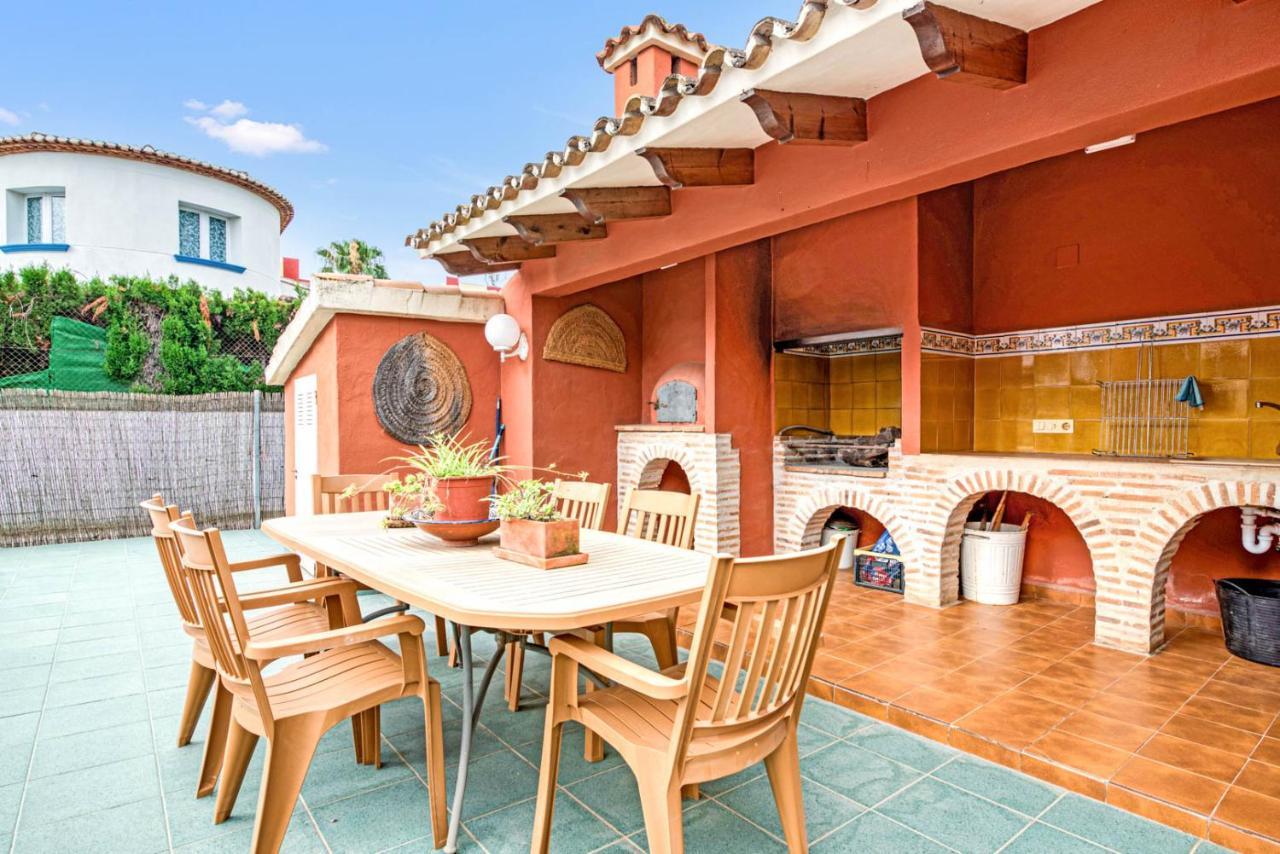 Vila Nova Denia Exteriér fotografie